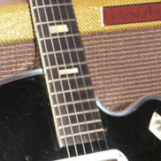 Silvertone Espanada and Victoria Bassman Amp